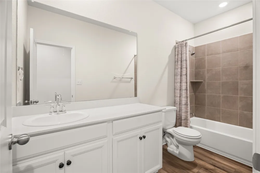 105 Saviano Road Hutto, TX 78634