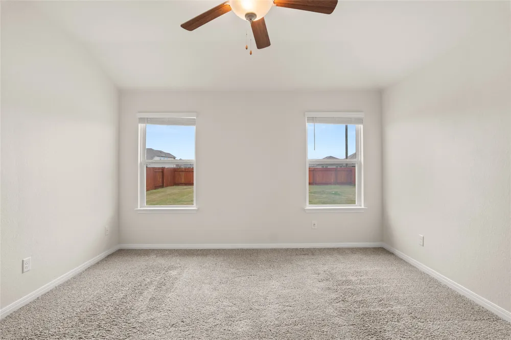 105 Saviano Road Hutto, TX 78634