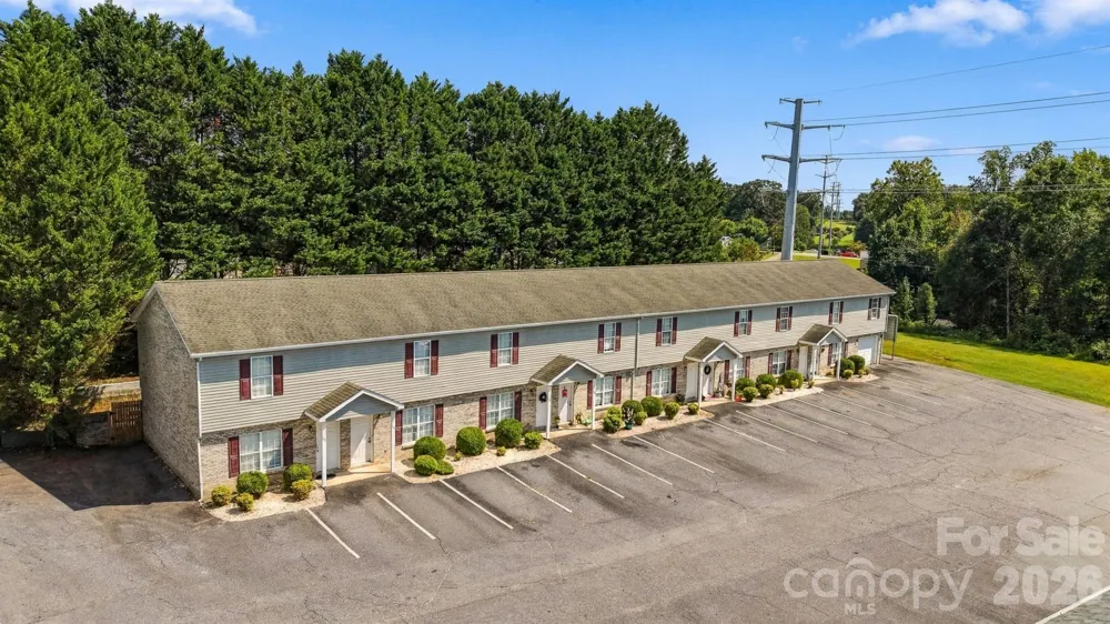 102 King Henry Lane Granite Falls, NC 28630