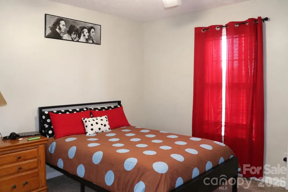 102 King Henry Lane Granite Falls, NC 28630
