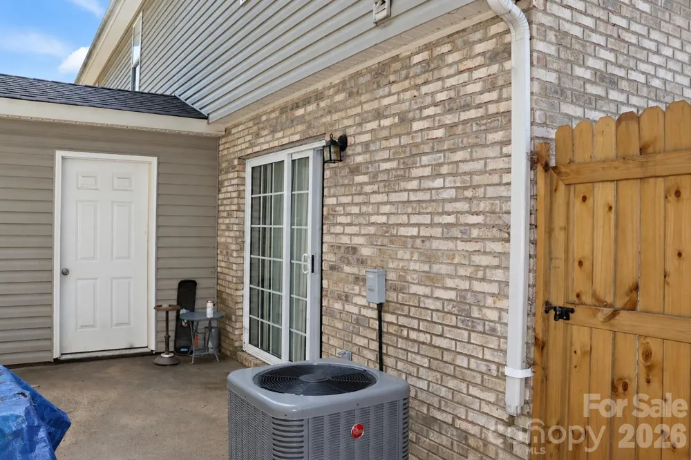 102 King Henry Lane Granite Falls, NC 28630