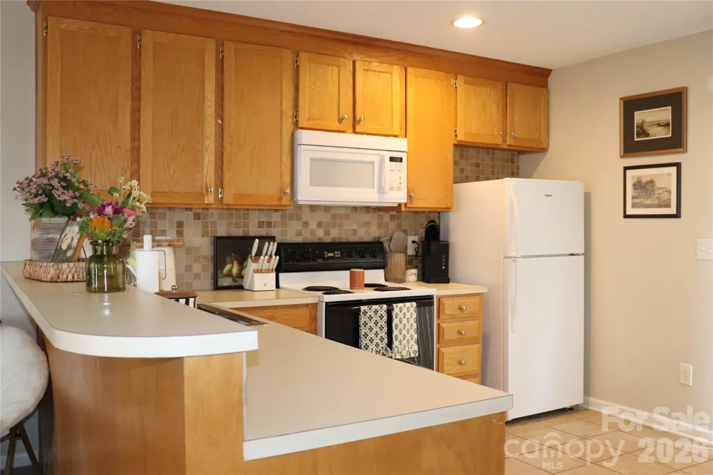 102 King Henry Lane Granite Falls, NC 28630