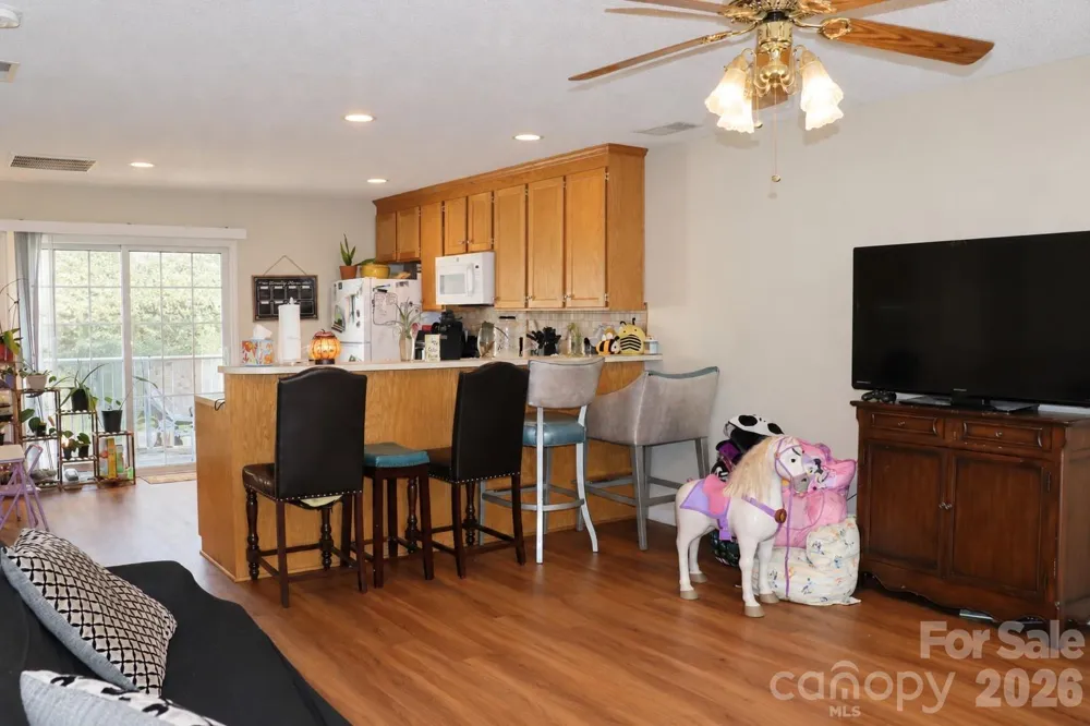 102 King Henry Lane Granite Falls, NC 28630