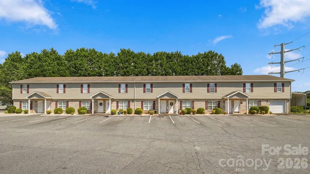 102 King Henry Lane Granite Falls, NC 28630