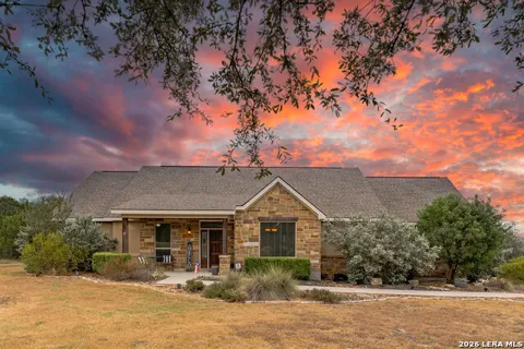 1126 Ensenada Dr