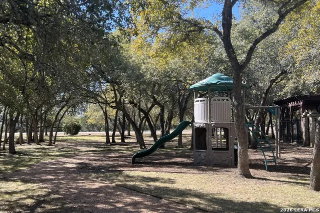 1126 Ensenada Dr Canyon Lake, TX 78133