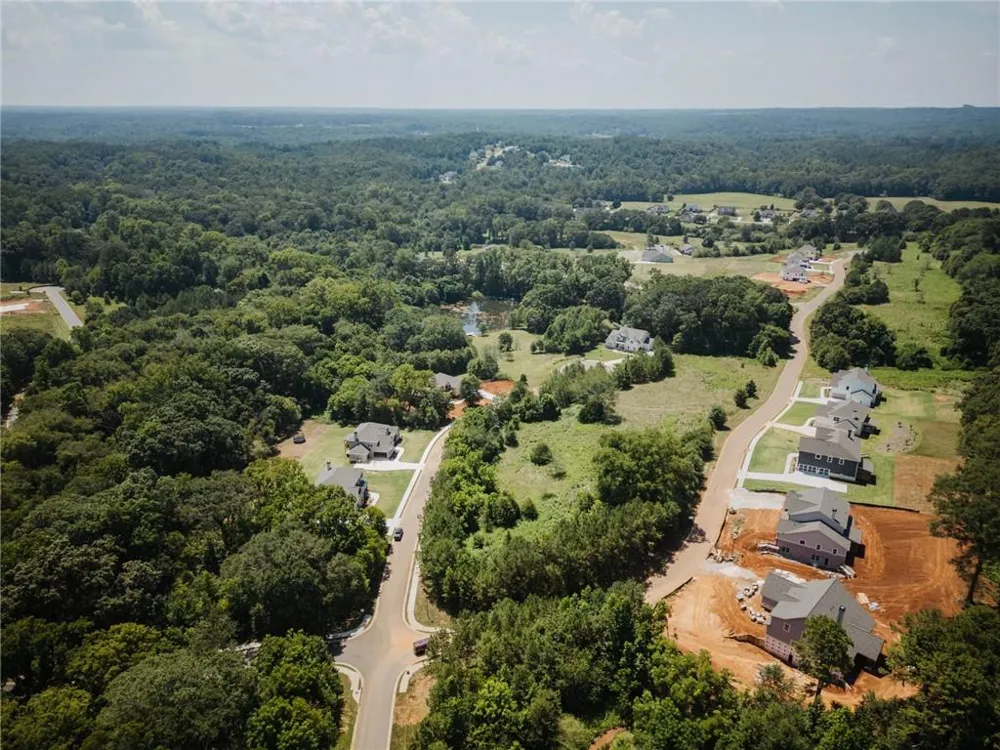 377 Races Road Hoschton, GA 30548