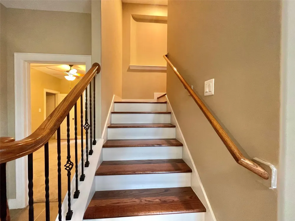 219 W 27th Street #D Houston, TX 77008