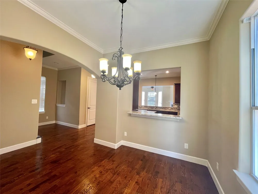 219 W 27th Street #D Houston, TX 77008