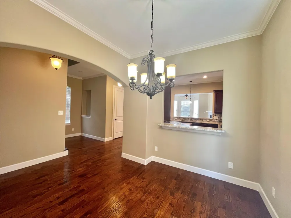 219 W 27th Street #D Houston, TX 77008