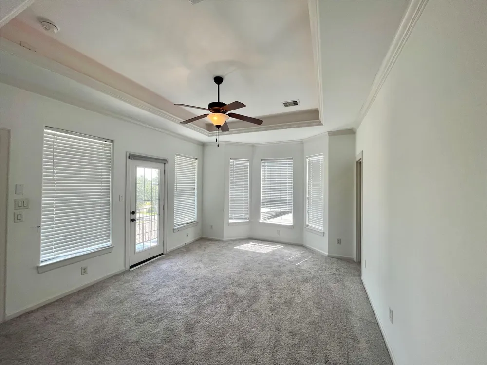 219 W 27th Street #D Houston, TX 77008