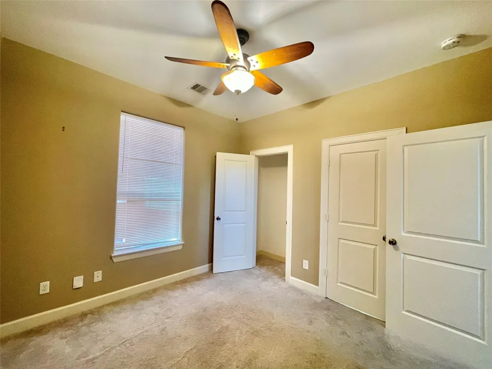 219 W 27th Street #D Houston, TX 77008