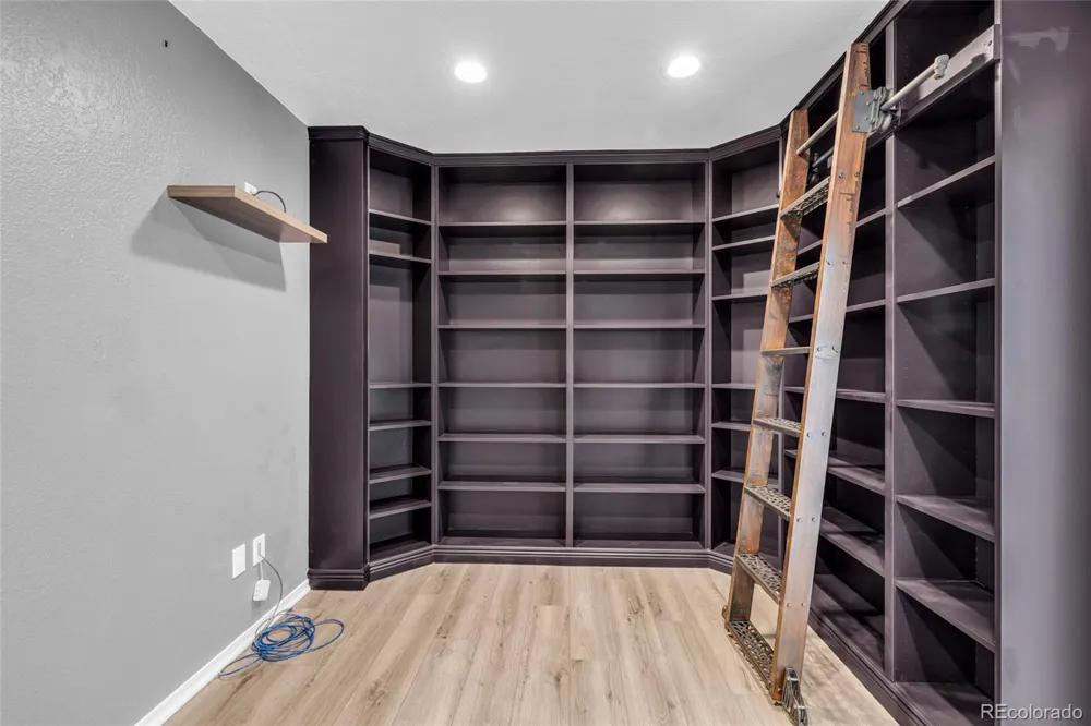 2917 W 81st Avenue #B Westminster, CO 80031