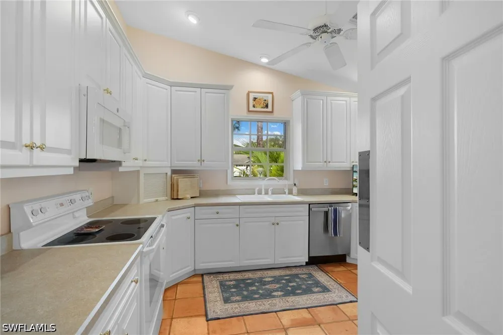 Chatham Circle Naples, FL 34110