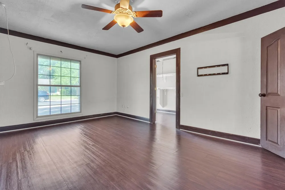 5000 Fontenay Drive Austin, TX 78744