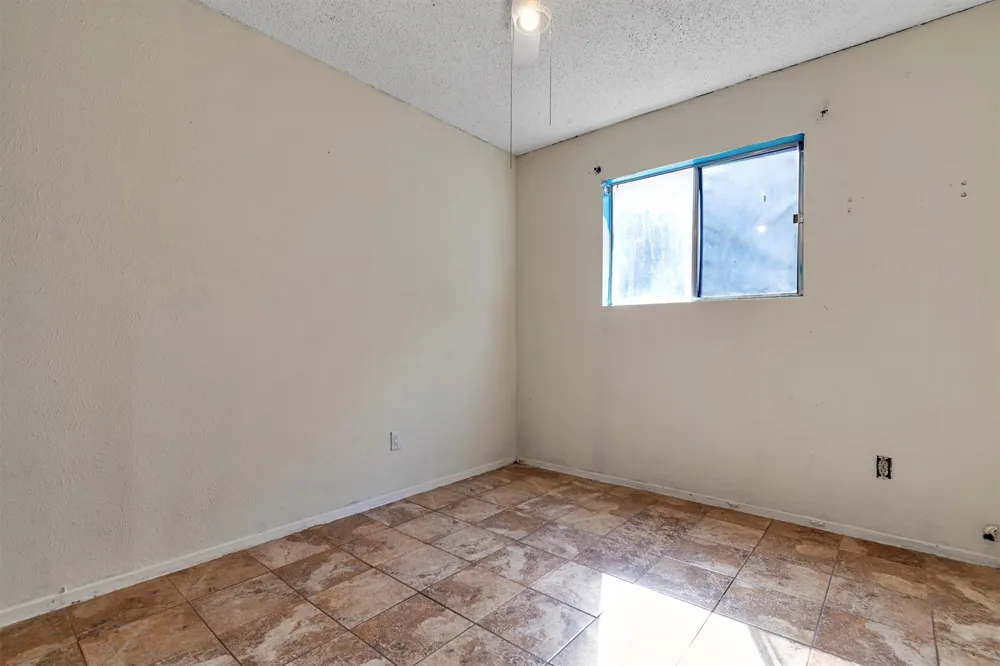 5000 Fontenay Drive Austin, TX 78744