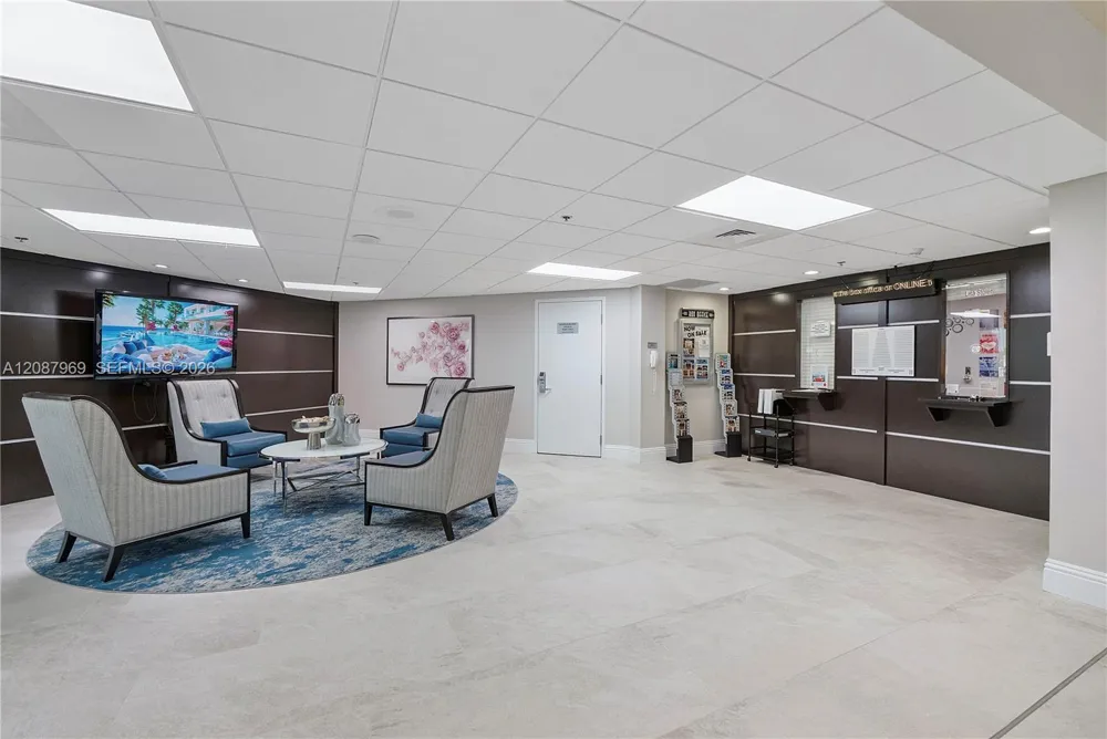 5952 Regal Glen Dr #102 Boynton Beach, FL 33437