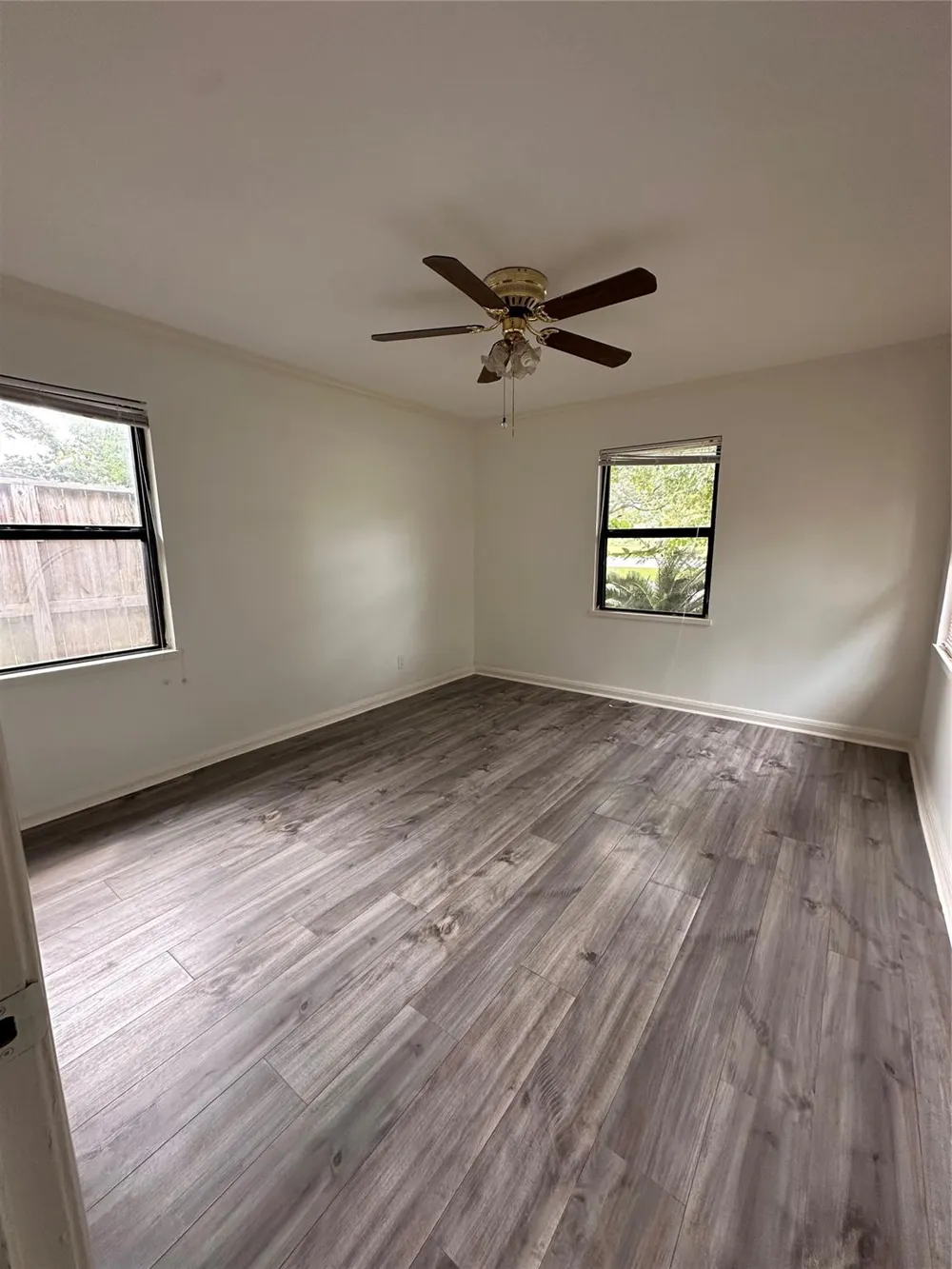 7735 Oak Vista Street Houston, TX 77087