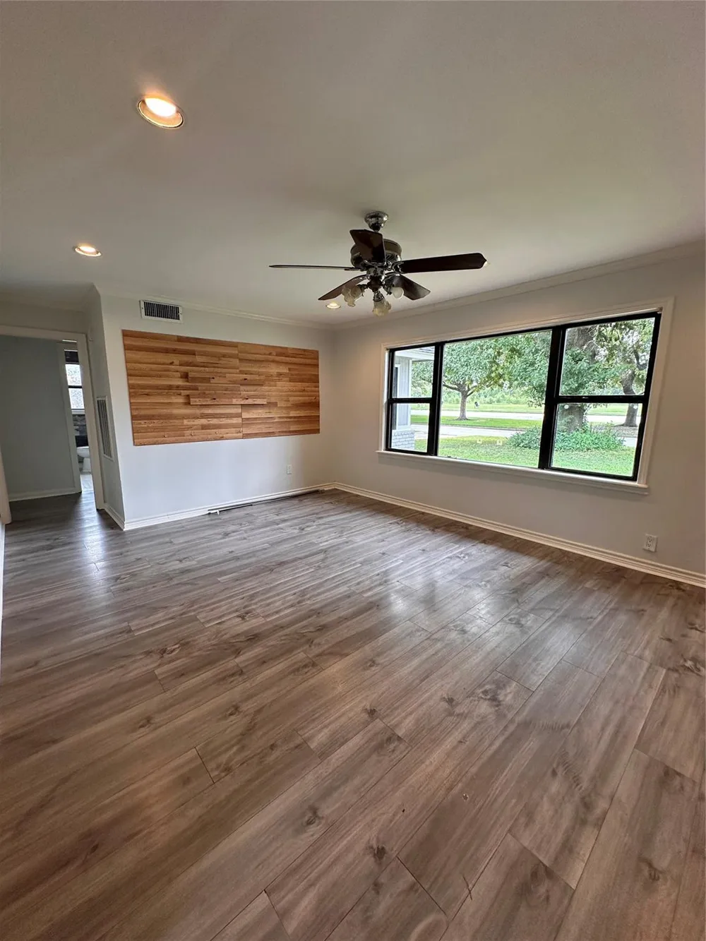 7735 Oak Vista Street Houston, TX 77087