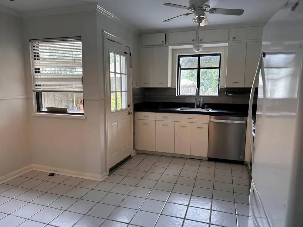 7735 Oak Vista Street Houston, TX 77087
