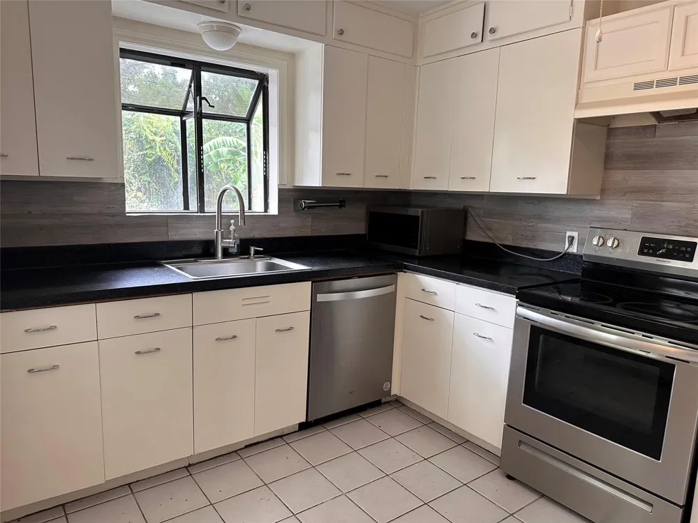 7735 Oak Vista Street Houston, TX 77087