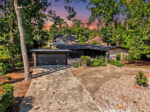 8 Hanover Lane