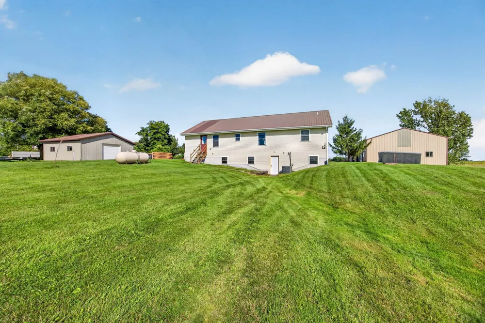 4085 Whiteville Road Rosebush, MI 48878