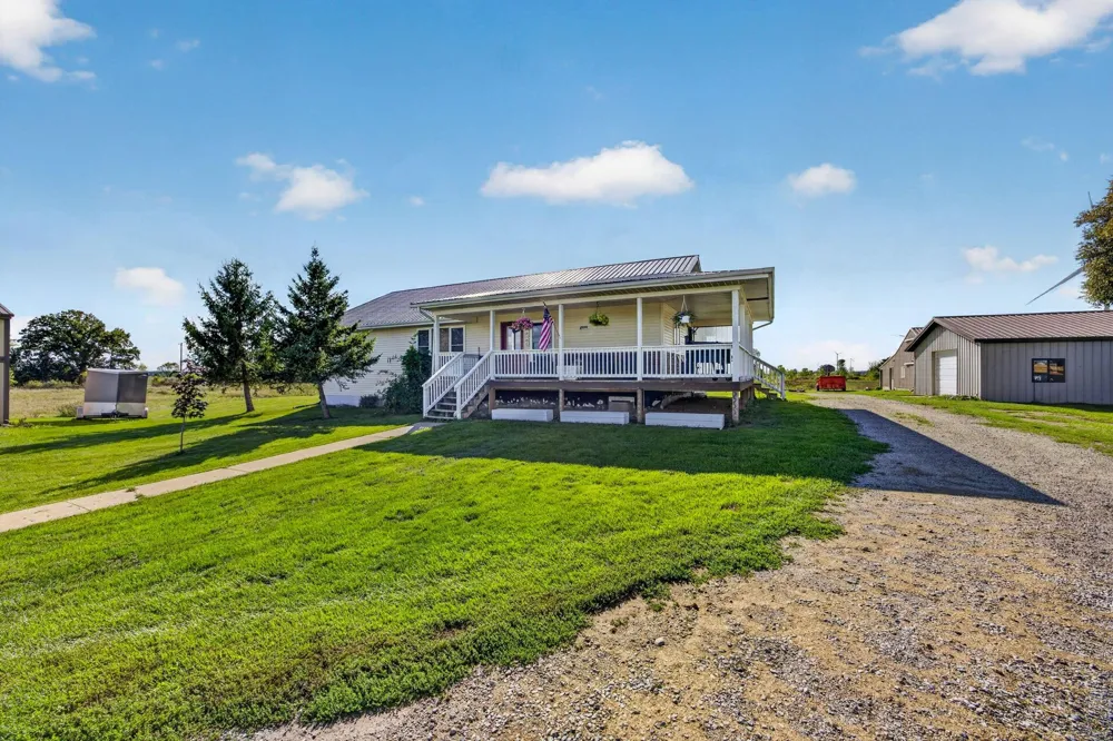 4085 Whiteville Road Rosebush, MI 48878