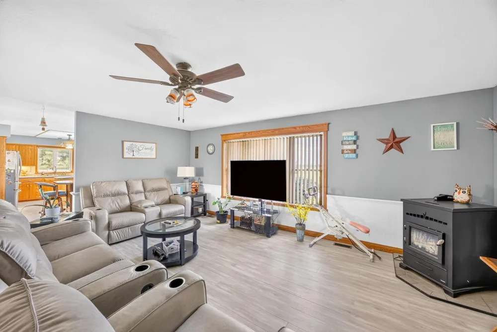 4085 Whiteville Road Rosebush, MI 48878