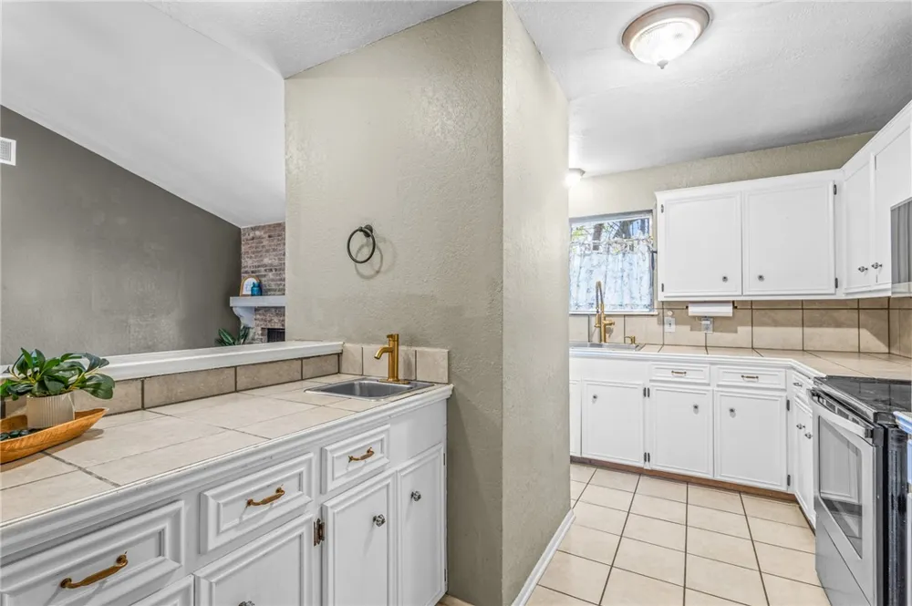 3713 Tripoli Drive Corpus Christi, TX 78415