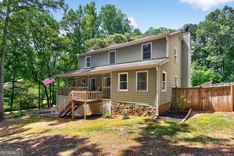 315 Cedar LN