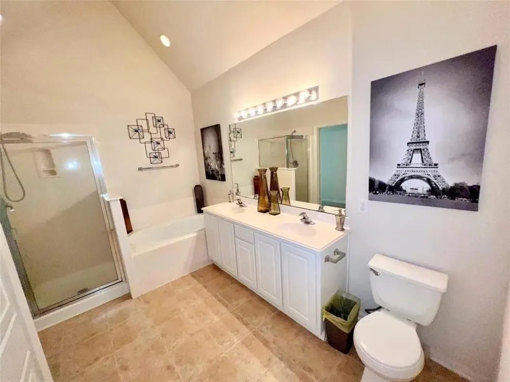 24 W Greenhill Terrace Place The Woodlands, TX 77382