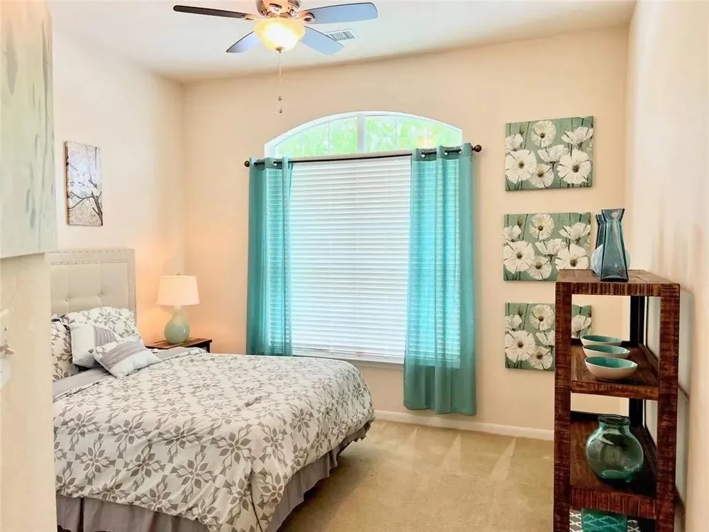 24 W Greenhill Terrace Place The Woodlands, TX 77382