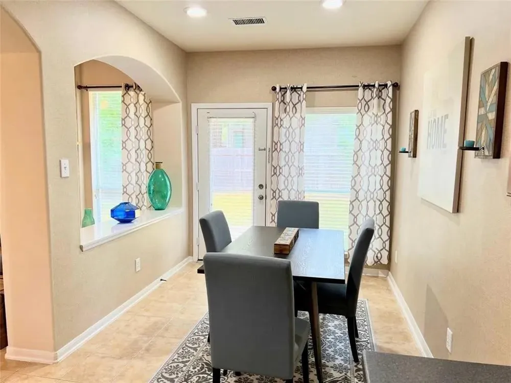 24 W Greenhill Terrace Place The Woodlands, TX 77382