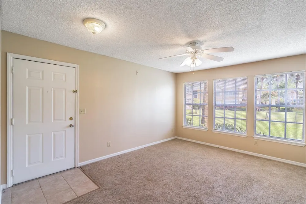 1057 S HIAWASSEE ROAD #1912 Orlando, FL 32835