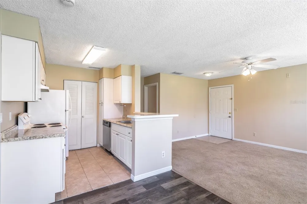 1057 S HIAWASSEE ROAD #1912 Orlando, FL 32835