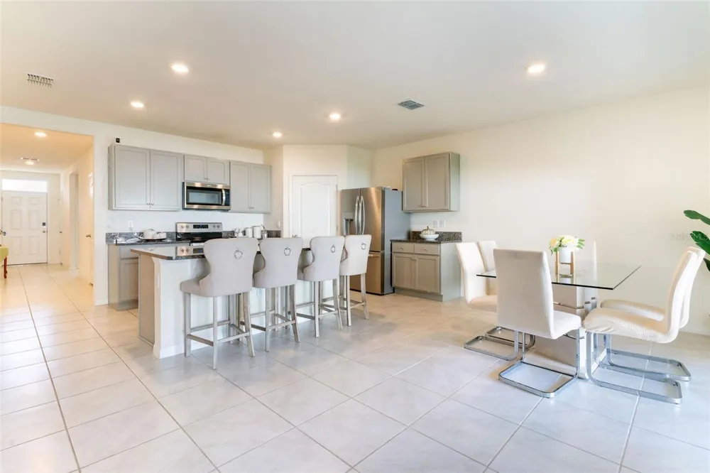 9537 BLACK WALNUT DRIVE Clermont, FL 34715