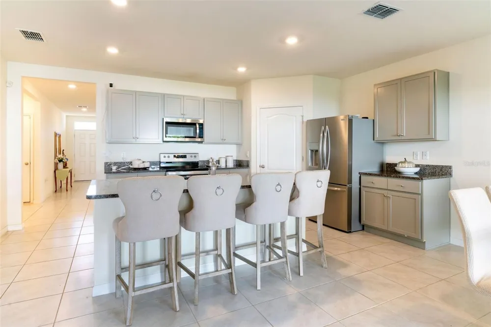 9537 BLACK WALNUT DRIVE Clermont, FL 34715