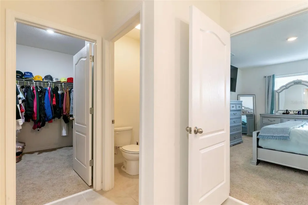 9537 BLACK WALNUT DRIVE Clermont, FL 34715