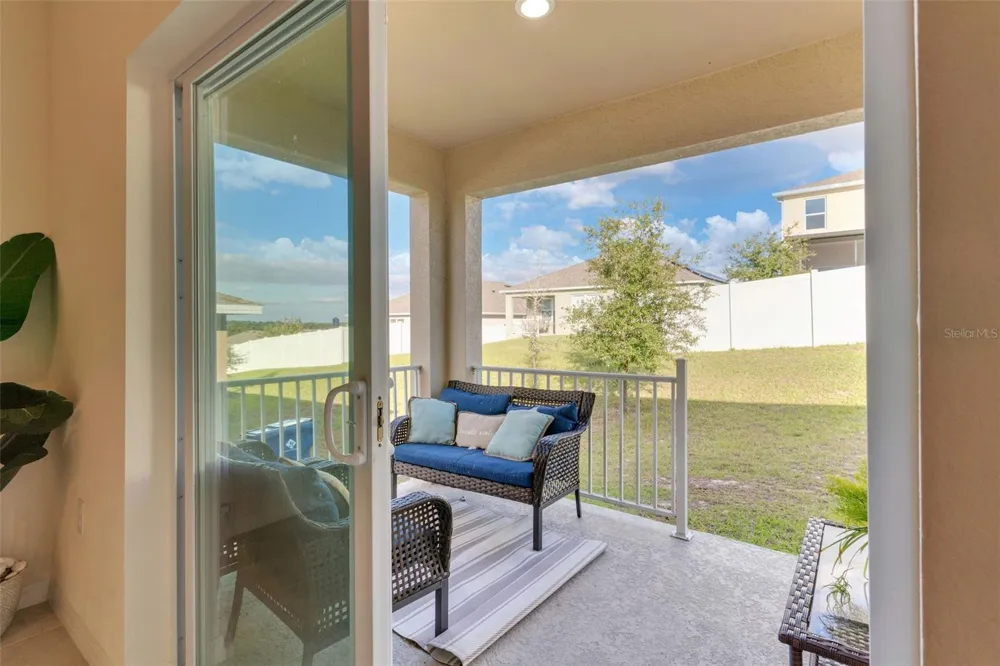 9537 BLACK WALNUT DRIVE Clermont, FL 34715