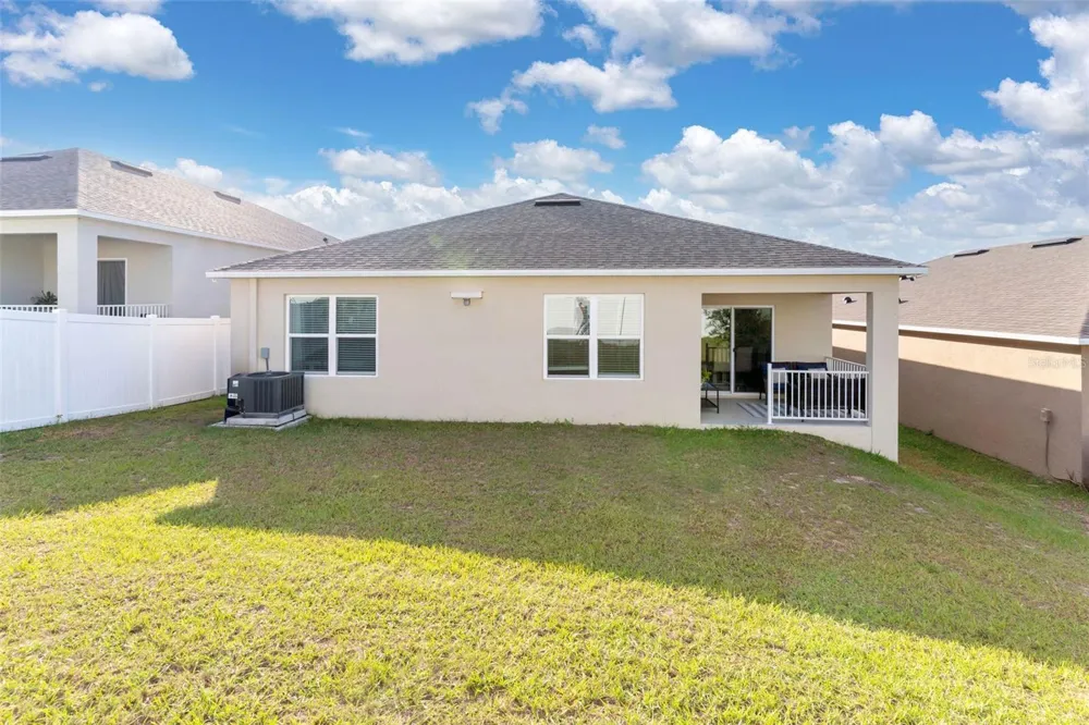 9537 BLACK WALNUT DRIVE Clermont, FL 34715