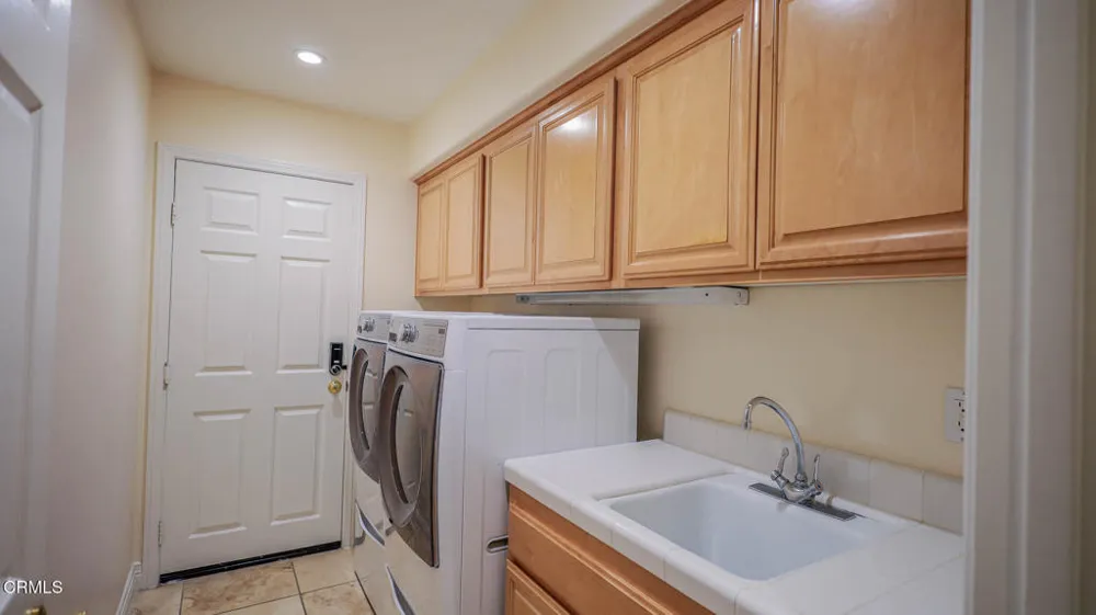 731 Cathedral Pointe Lane Santa Barbara, CA 93111