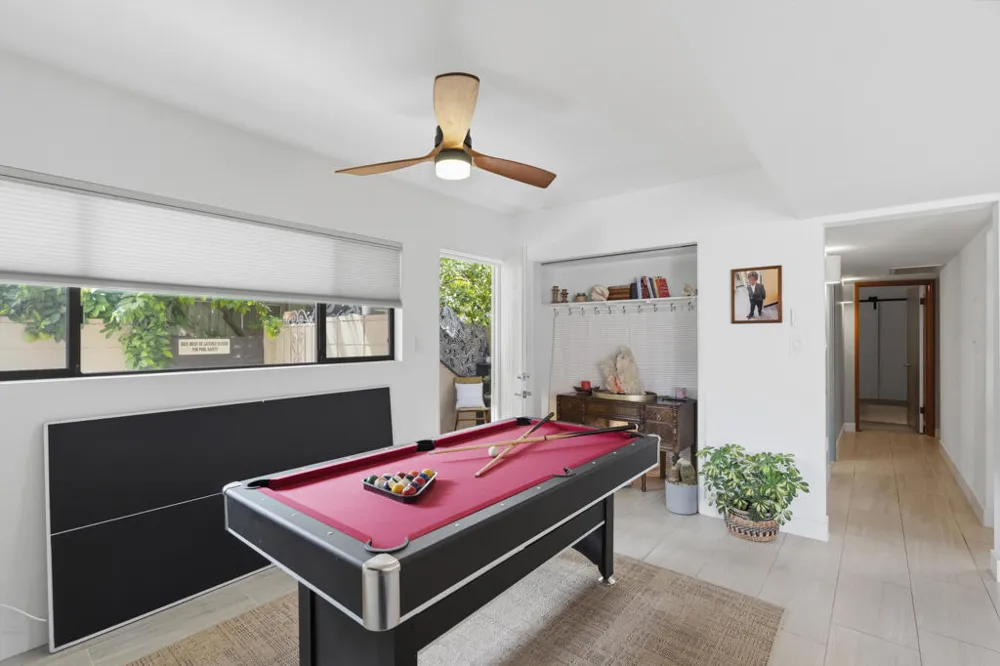 1815 E Tachevah Drive Palm Springs, CA 92262