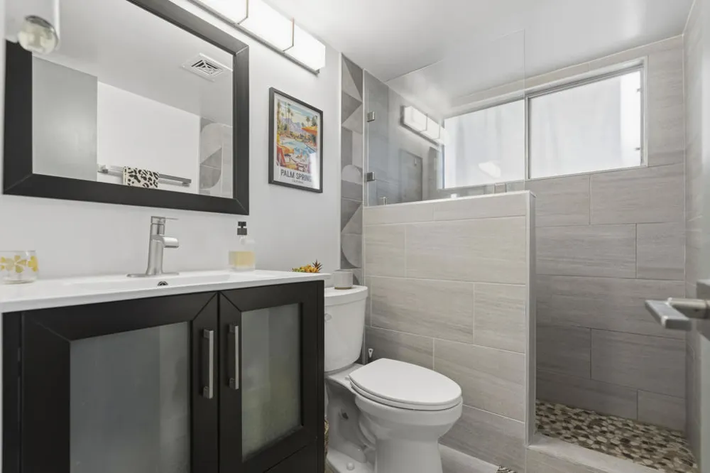 1815 E Tachevah Drive Palm Springs, CA 92262