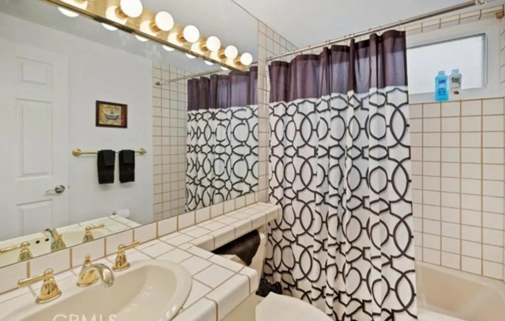8564 Taft Court Yucca Valley, CA 92284