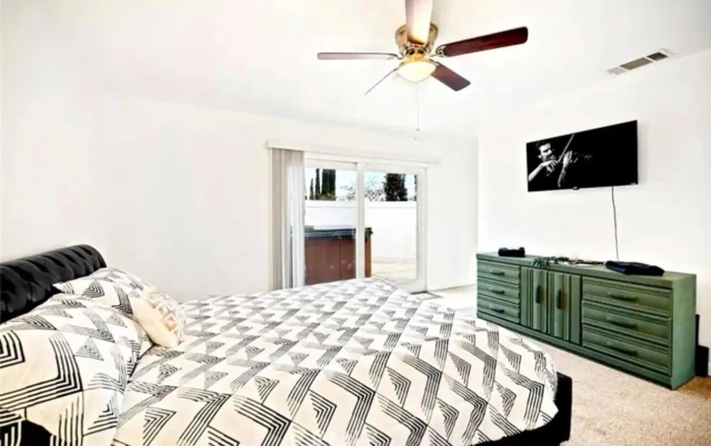 8564 Taft Court Yucca Valley, CA 92284