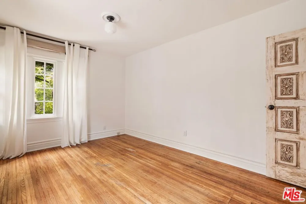 433 Norwich Drive West Hollywood, CA 90048