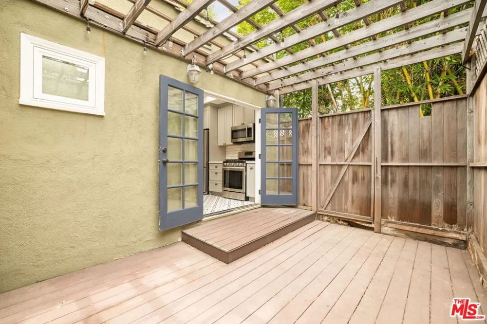 433 Norwich Drive West Hollywood, CA 90048