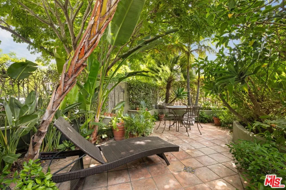433 Norwich Drive West Hollywood, CA 90048