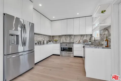 135 S Linden Drive